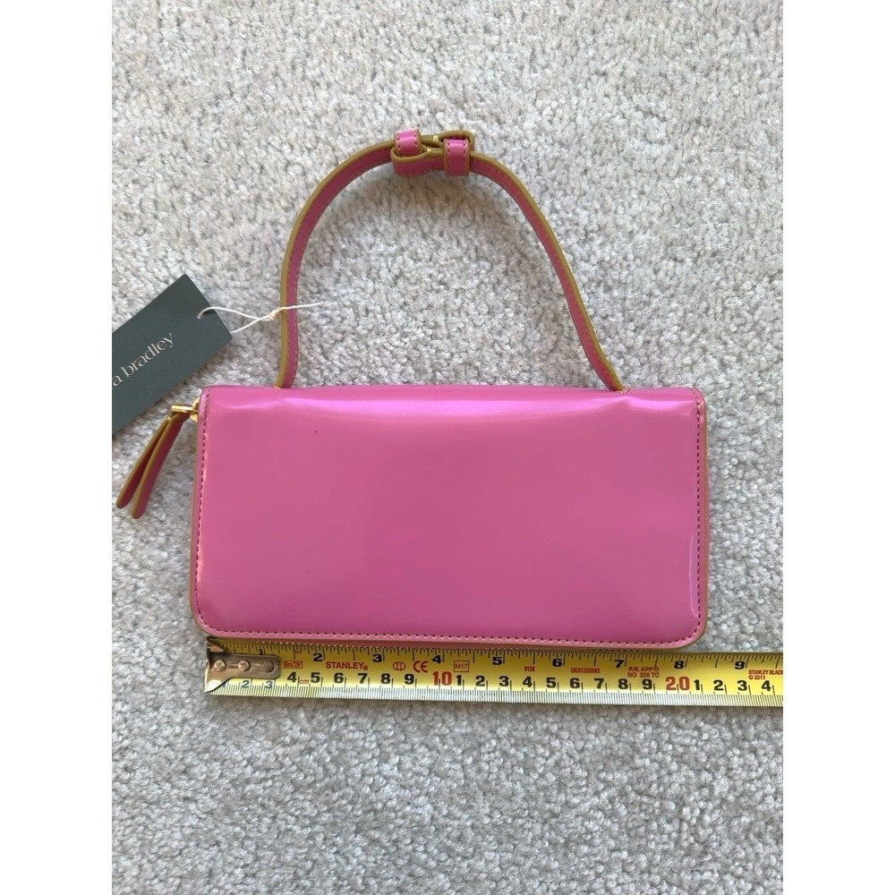 Vera Bradley Patent faux leather Accordion Wristlet, Ibis Rose Retail $110 - Picture 7 of 11